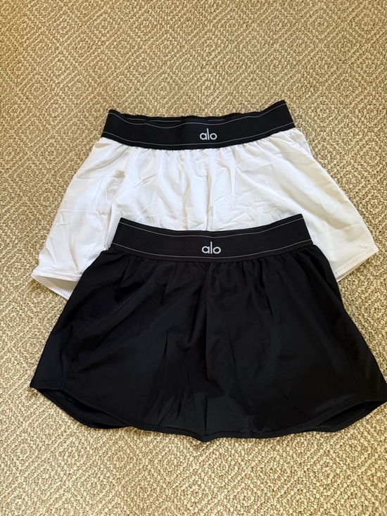 ALO Yoga Dresses & Skirts - ALO Yoga Women's Mini Skirt Pair in Black and White